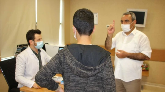 Özel hastaneden Uluslararası İşitme Engelliler Haftası'nda engellilere ücretsiz muayene
