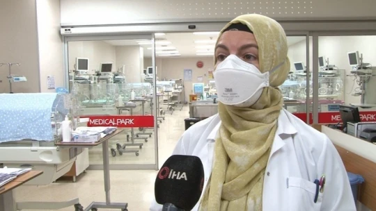 Prematüre bebeklere 'anne şefkati' ile bakıyorlar