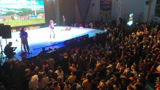 Rafadan Tayfa Elazığlı miniklerle buluştu