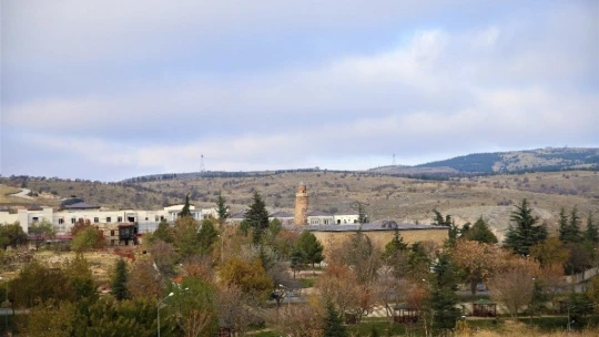 Sessizliğe bürünen medeniyetler beşiği Harput'ta sonbahar güzelliği