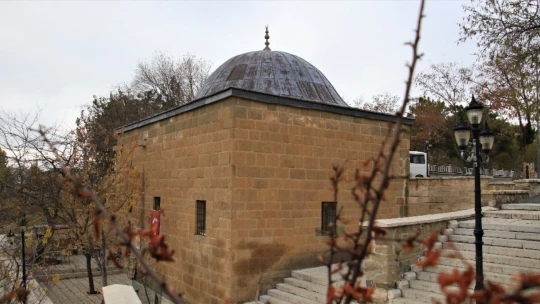 Sessizliğe bürünen medeniyetler beşiği Harput'ta sonbahar güzelliği