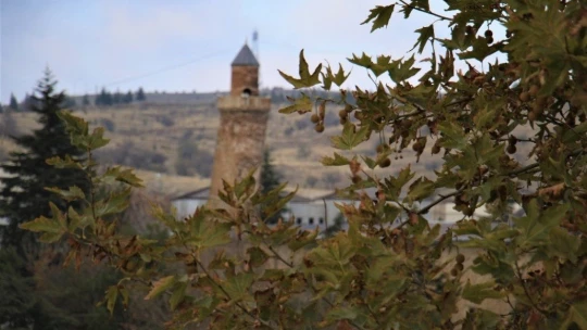 Sessizliğe bürünen medeniyetler beşiği Harput'ta sonbahar güzelliği