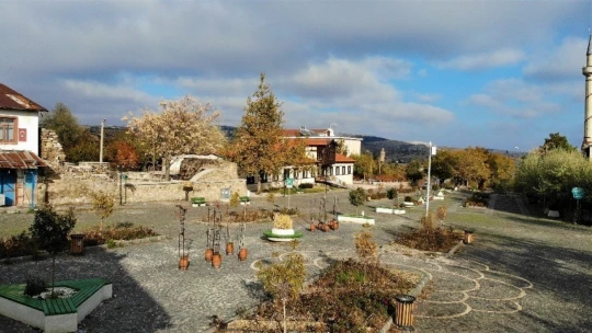 Sessizliğe bürünen medeniyetler beşiği Harput'ta sonbahar güzelliği