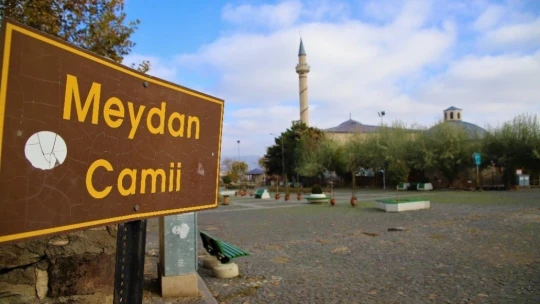 Sessizliğe bürünen medeniyetler beşiği Harput'ta sonbahar güzelliği
