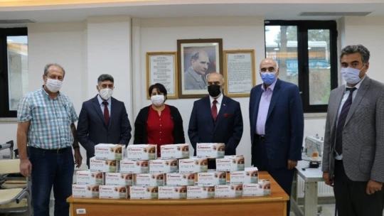Sivrice'de öğrencilere 10 bin adet maske desteği