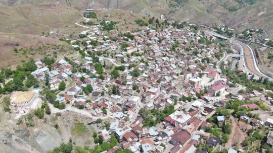 Tarihi Maden Hükümet Konağının restorasyon çalışmaları devam ediyor