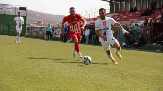TFF 3. Lig: HD Elazığ Karakoçan: 0 - BÜ Alanya Kestelspor: 0