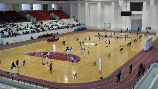 Türkiye Badminton Şampiyonası başladı