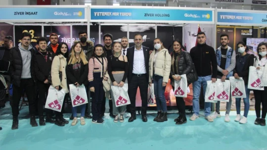 Güneydoğu Kariyer Fuarında Ziver Holding Standı Yoğun İlgi Gördü