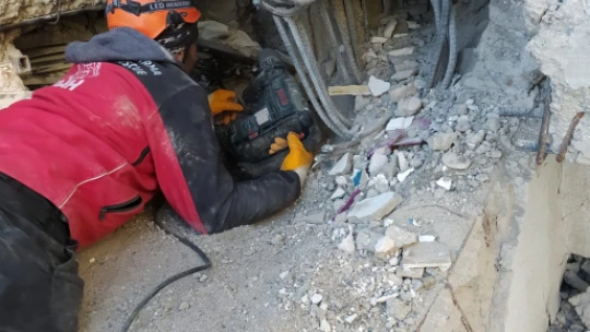 İHH Elazığ İnsani Yardım Derneği Deprem Bölgesinde