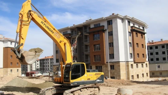 Yarım asırlık evlerden yeni konutlara Elazığ'da dönüşüm sürüyor