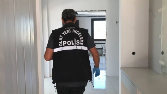 Yüksekten düşen mobilya ustası hayatını kaybetti
