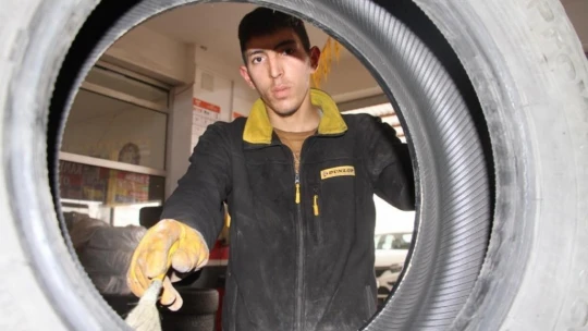 Zorunlu kış lastiği uygulaması öncesi oto lastikçilerde yoğunluk