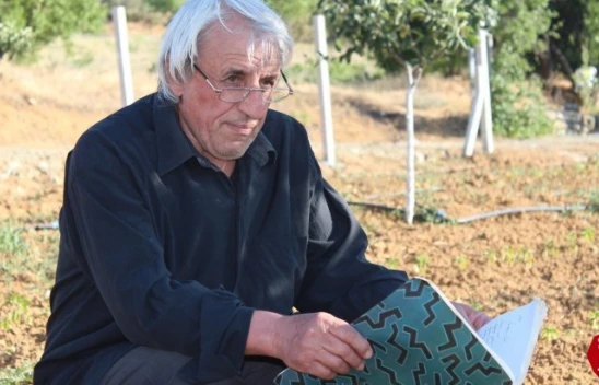 67 Yaşında Üniversiteden Mezun Oldu, Şimdi de Yüksek Lisans Yapacak