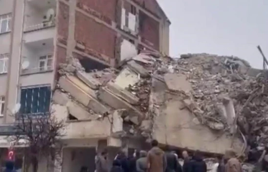 Yine Sağlam Binaya Zarar Verdiler, Şaşırdık mı !