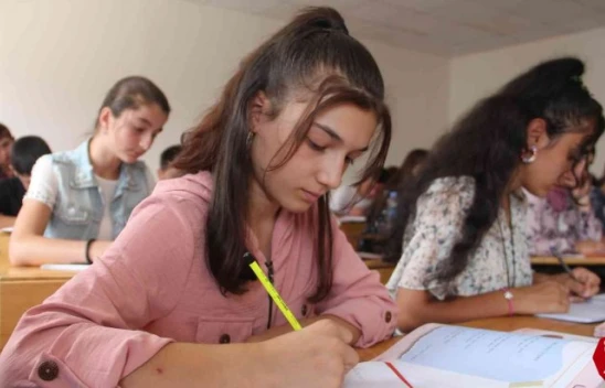 Elazığ'da Bulunan Ahıska Türkleri, Öz Vatanlarında Türkçe Okuma ve Yazma Öğreniyor