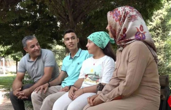 Ailece Türkiye'yi Gezdiler Şimdi Sıra Dünya Turunda