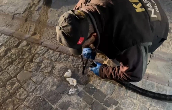 Elazığ'da Narkotik Operasyon: Aracın Motor Kaputunda Metamfetamin Ele Geçirildi