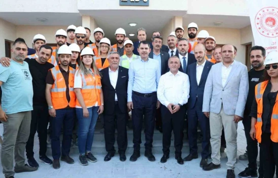 Bakan Kurum, TOKİ konutlarını inceledi