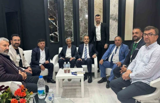 Elazığ Mermeri İzmir'de Parladı! Başkan Alan'dan Fuar Çıkarması