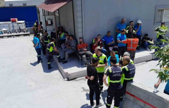 Belediye Başkanı Altınışık eylem yapan Eti Krom işçilerine destek verdi