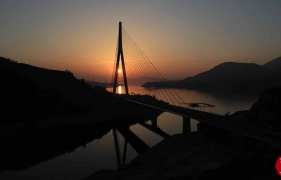 Kendi Alanında Dünya'da 4. Olan Kömürhan Köprüsünde Gün Batımı Güzelliği