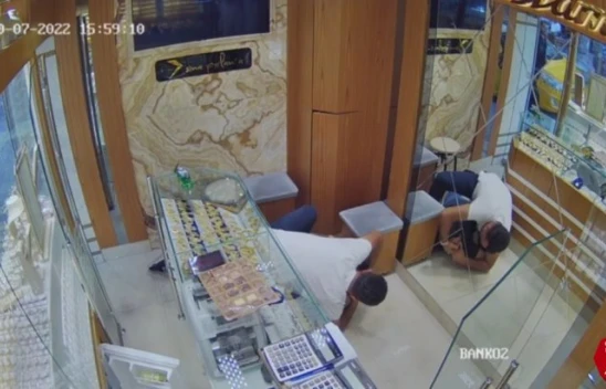 Elazığ'da Kuyumcunun Yaptığı Hayati Müdahale İle Genç Adam Ölümden Döndü