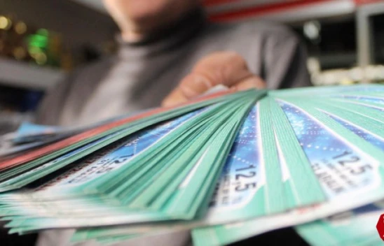 Diyanet Piyango Haram, Çıkarsa Alıp Fakire Verin Diyiyor