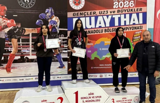 Doğu Anadolu Muay Thai Şampiyonası'nda Elazığ Fırtınası: 12 Madalya ile Döndüler