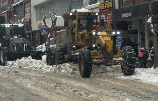 Elazığ Belediyesi Karla Mücadelede Vites Yükseltti