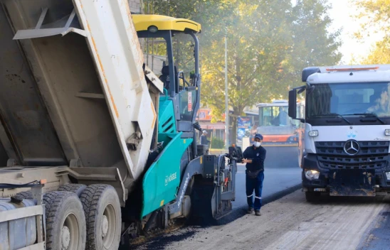 Elazığ Belediyesi Şehir Genelinde Asfalt Çalışmalarını Sürdürüyor