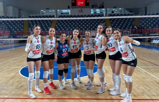 Elazığ Belediyespor Kadın Voleybol Takımı Play-Off Yolunda Kritik Maça Çıkıyor