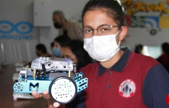 Elazığ'da Bilişim Teknolojileri Sınıfı Açıldı