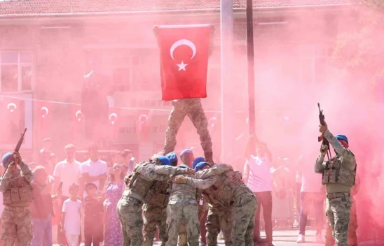 Elazığ'da 30 Ağustos Zafer Bayramı coşkusu
