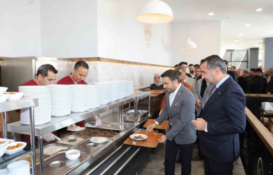 Elazığ'da 4 çeşit yemeğin 50 lira olduğu Şehir Lokantası açıldı