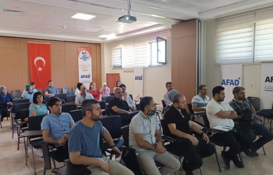 Elazığ'da AFAD gönüllülerine ilk yardım eğitimi