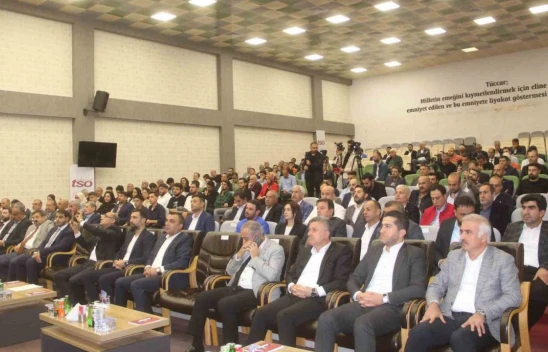 Elazığ'da Akıllı Şehirler ve Akıllı Belediyecilik Uygulamaları Paneli düzenlendi