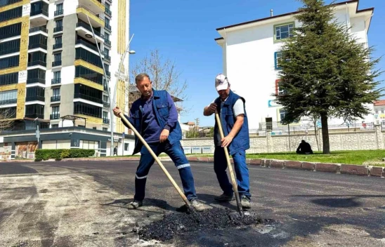 Elazığ'da Ulaşım Rahatlıyor: Yunus Emre Bulvarı'nda Asfalt Serimi Başladı!