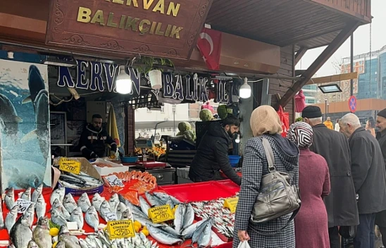 Elazığ'da Balıkçılar Kar Beklentisine Rağmen Satışlardan Memnun Değil