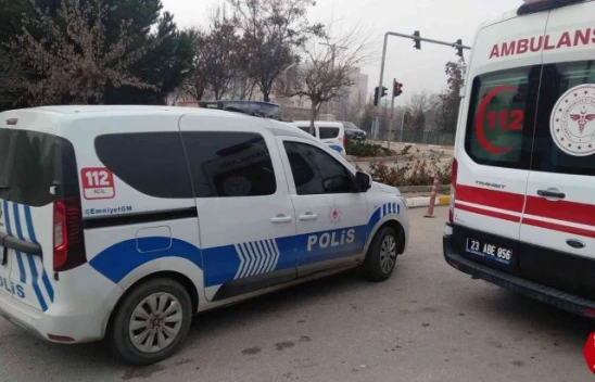 Elazığ'da bıçaklı kavga: 1 yaralı