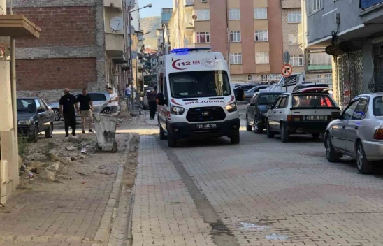 Nailbey Mahallesinde bıçaklı kavga: 1 Kişi Yaralandı