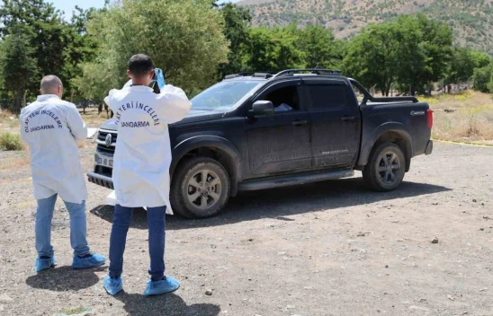 Elazığ'da Korkunç Olay, Araç İçerisinde 2 Kişinin Cesedi Bulundu