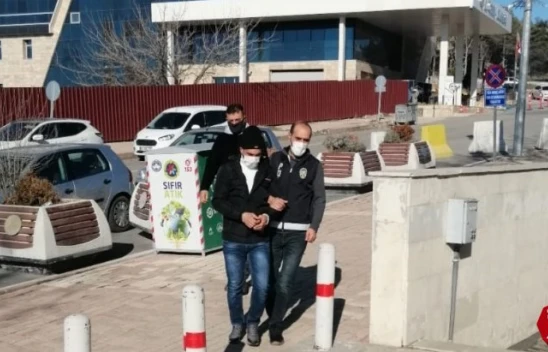 Bulana 10 Bin Lira Ödülün Verileceği Çalınan Aracı Polis Buldu