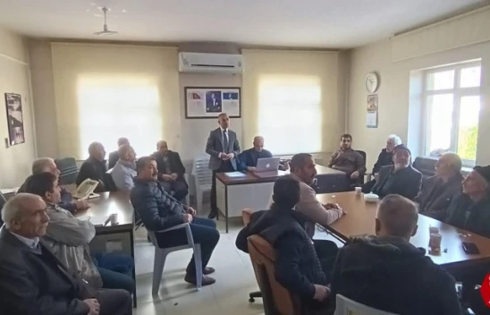 Elazığ'da çiftçilere yönelik bilgilendirme toplantıları sürüyor