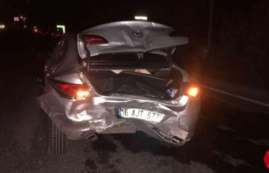 Keban Yolunda Dört Araç Birbirine Girdi