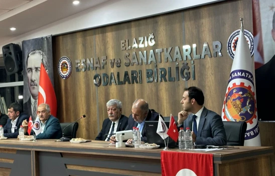 Elazığ'da Esnaflara 'Gıda Mevzuatı ve Etiket Okuryazarlığı' Eğitimi Verildi