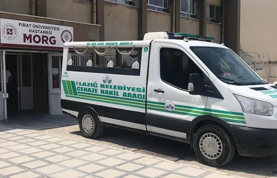 Elazığ'da Feci Kaza: Takla Atan Otomobilde 2 Kişi Hayatını Kaybetti, 2 Yaralı