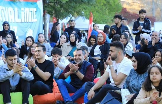 Elazığ'da Gençlik Festivali Coşkusu