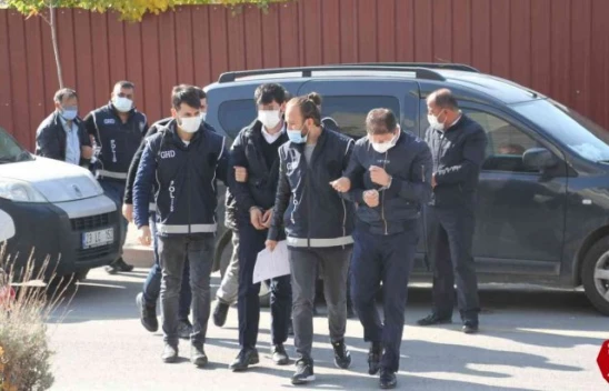 Elazığ'da göçmen kaçakçılarına operasyon: 5 tutuklama