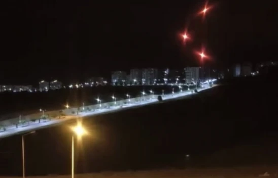 Bu Aralar İlginç Şeyler Olmaya Başladı: Bir Anda Gökyüzünde Beliren Işıklar